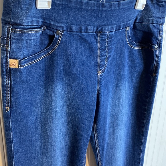 Lola Jeans Women’s size 14 360 Degree stretch so nice! - Picture 2 of 12